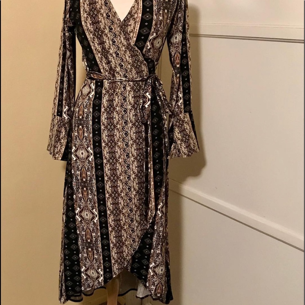 New VeronicaM Wrap Dress